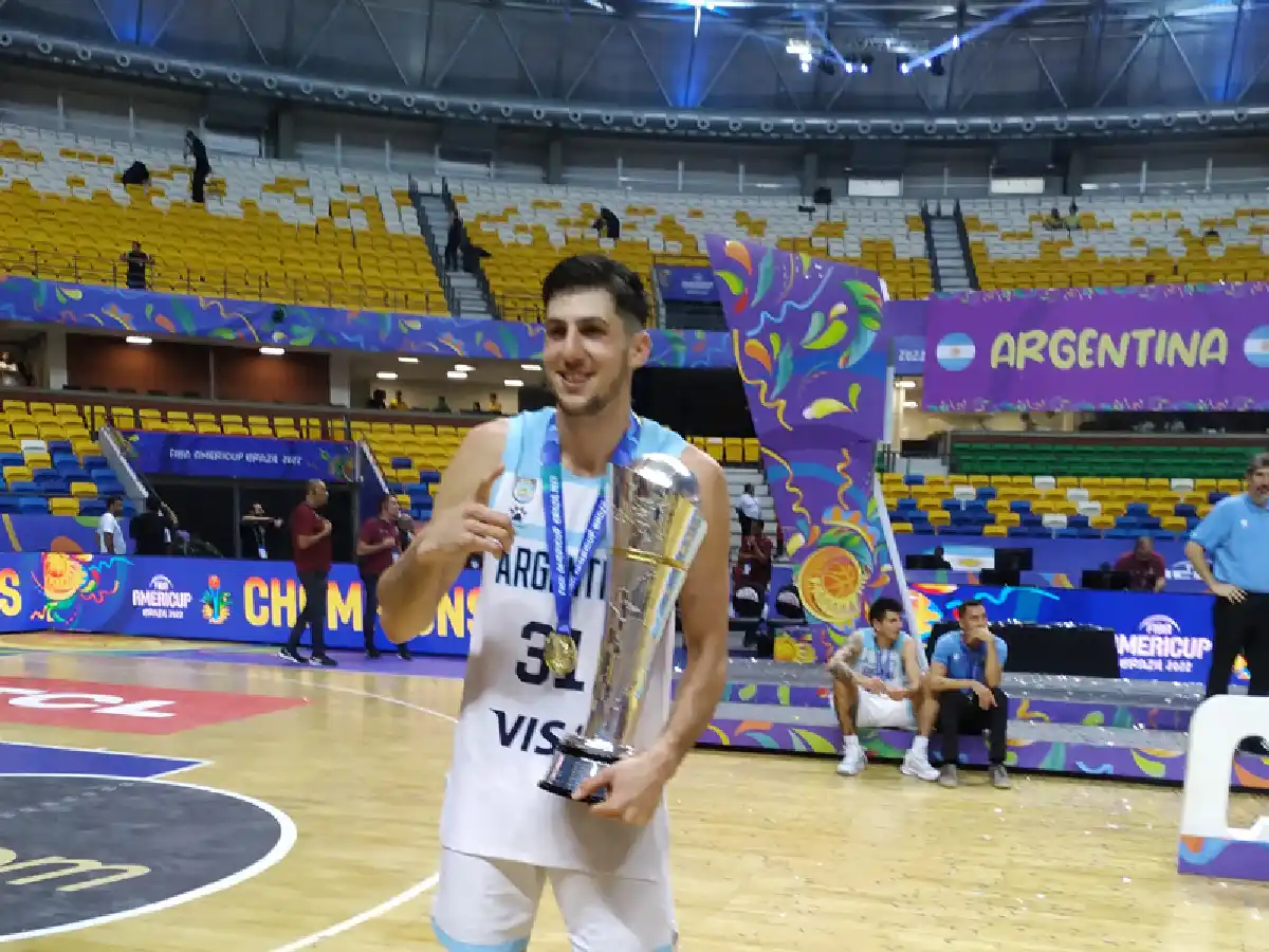 Campeón de América en el día de su cumpleaños  