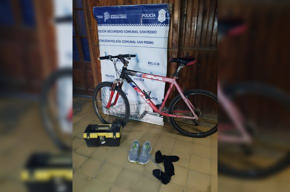 Dos menores aprehendidos tras robar en una casa: "Prendí una luz y escaparon"