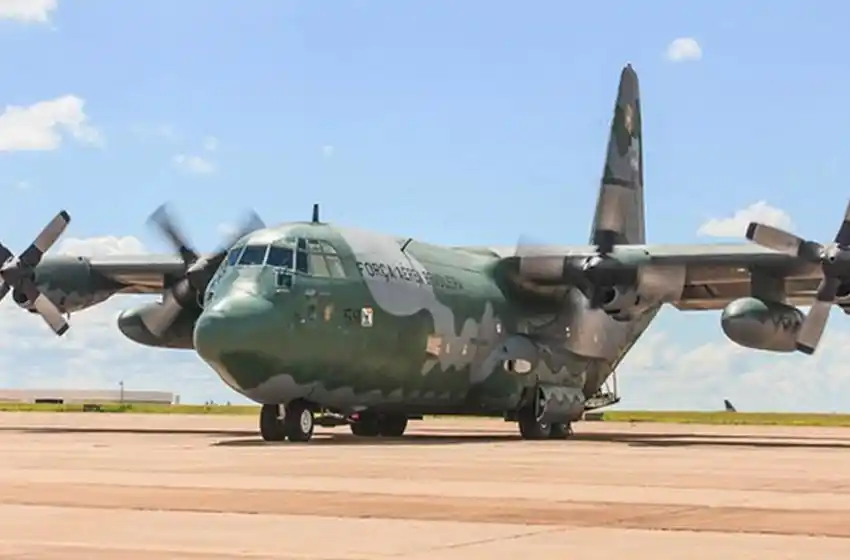 Arrestaron a un militar brasileño que llegó a España con 39 kilos de cocaína en un avión de la flota presidencial de Jair Bolsonaro