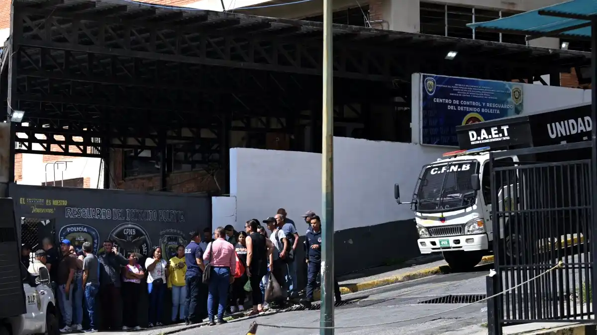 Masivos arrestos tras reelección de Maduro: cocinaba su almuerzo cuando le llegó la operación «tun tun» (RELATOS)