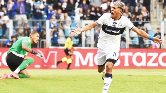 El concordiense Eric Ramírez podría irse de Gimnasia