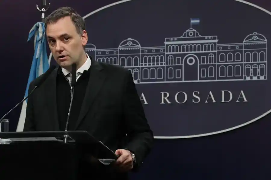 El Gobierno confirmó que no modificará el decreto que limita el acceso a la información pública