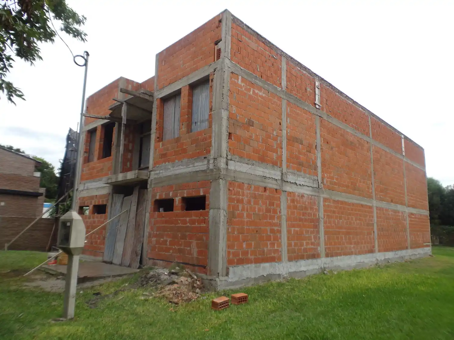 Retomaron las obras en la sede de la Asociación Civil Crespo Capital de la Avicultura