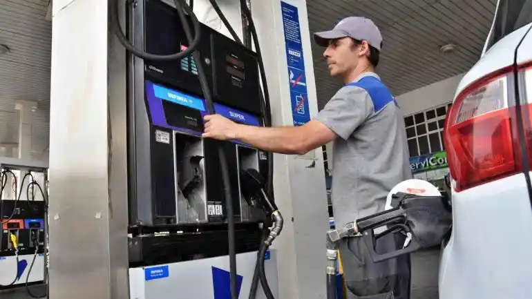 Paritaria estaciones de servicio 2022: Con un nuevo aumento salarial del 30%, llegan a un total anual de 99%