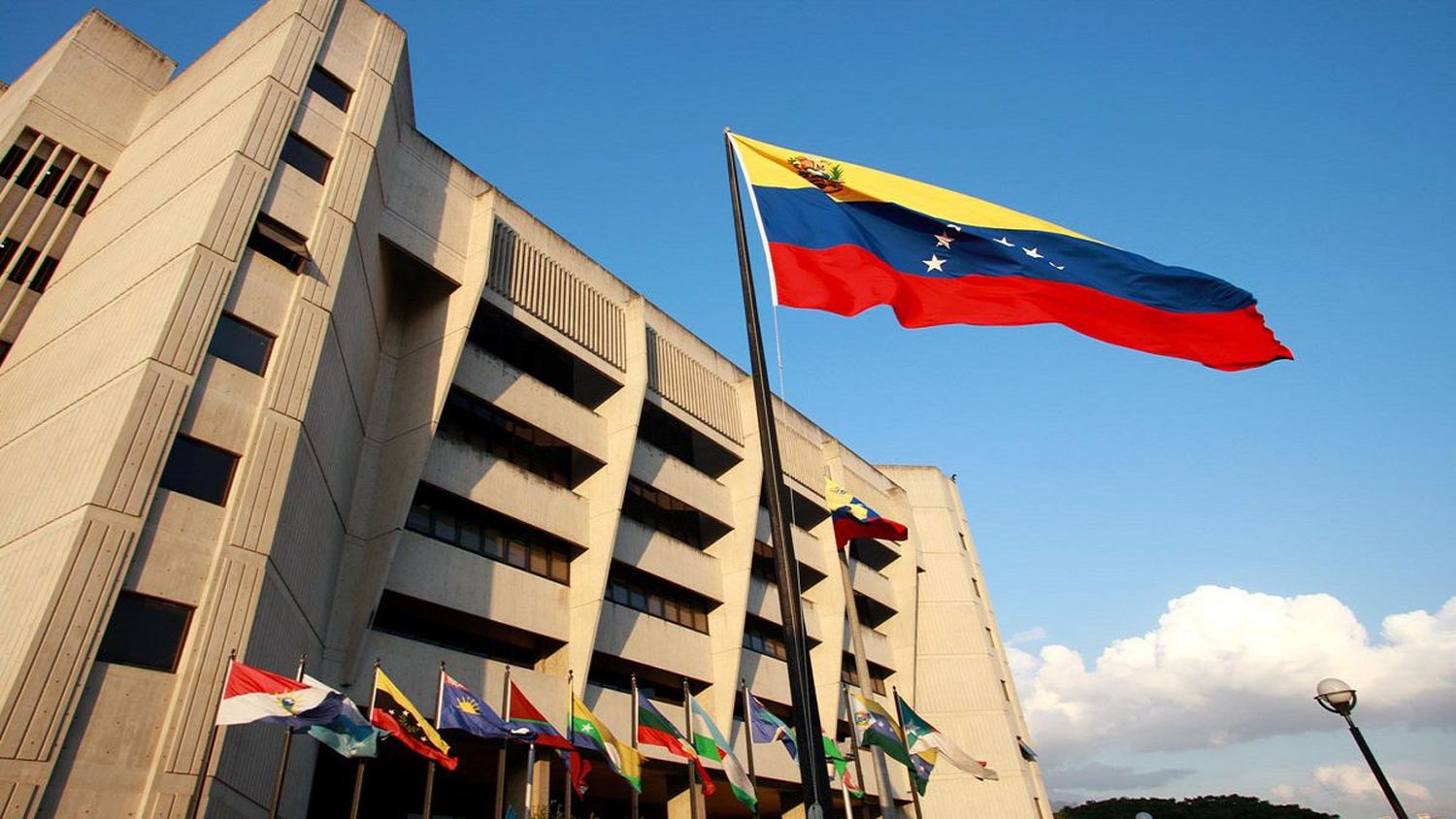 TSJ declara constitucionalidad del Decreto de Emergencia Económica (+Detalles)