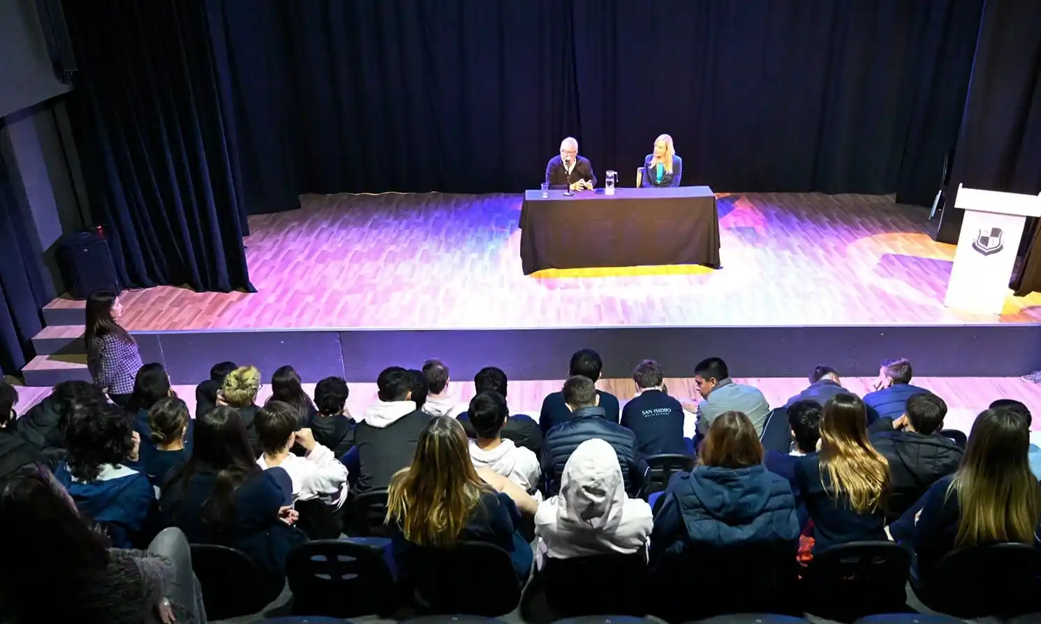 Julio Zamora abrió el ciclo de charlas de profesionales en San Isidro Delta School de Benavídez