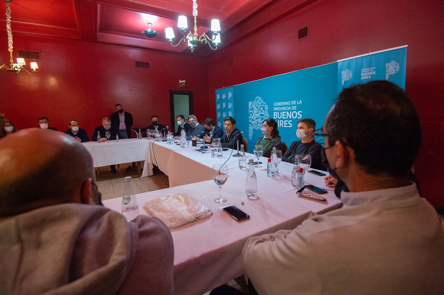 Kicillof visitó Azul y aseguró que trabajan para la "reactivación de los sectores que más sufrieron la pandemia”
