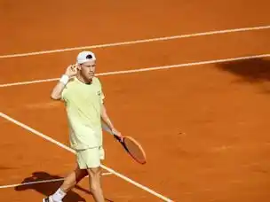 Schwartzman se luce en su despedida y avanza en el Argentina Open