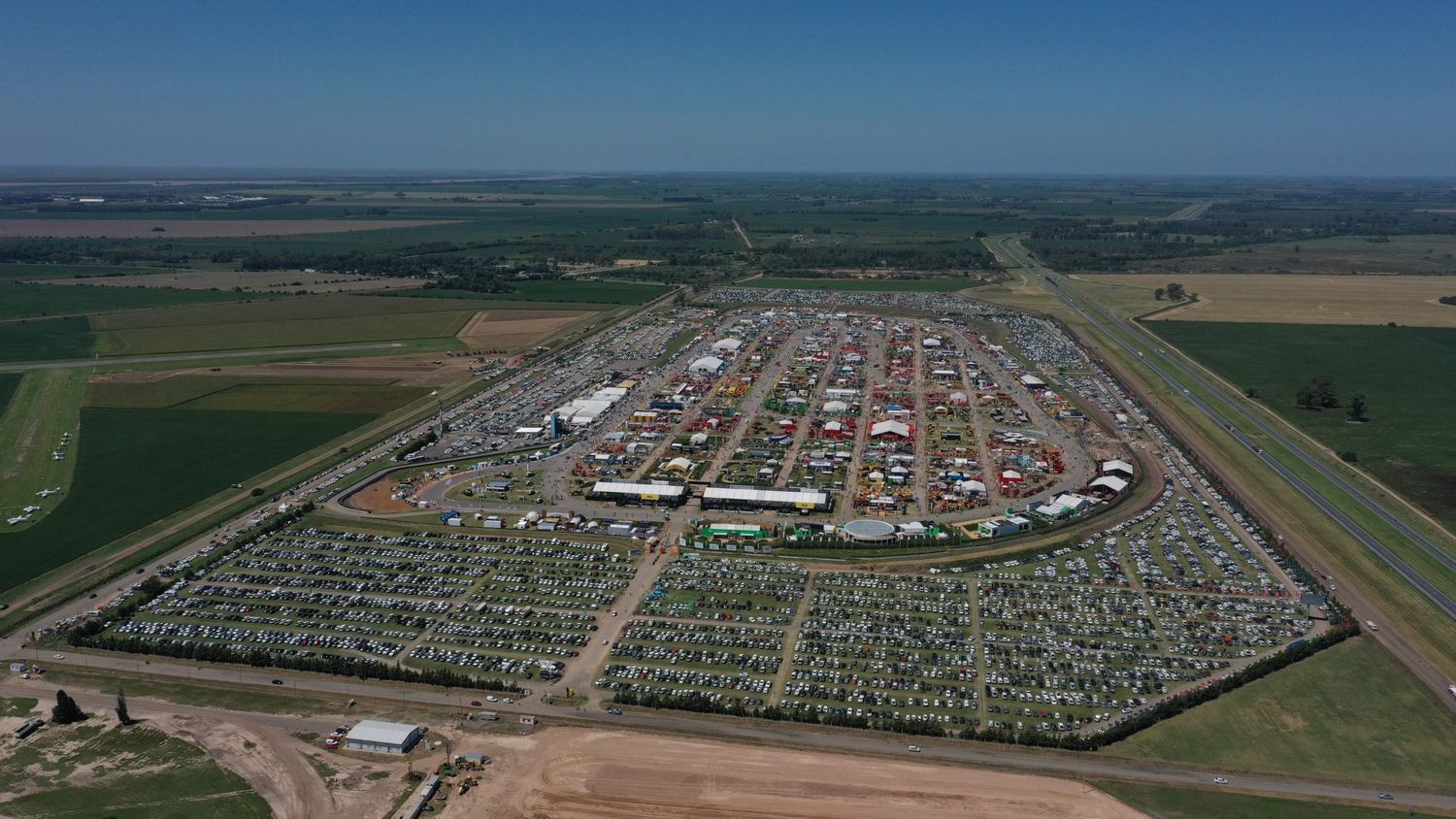 El ánimo de los productores, dicen que superó las expectativas en los stands de la Expoagro