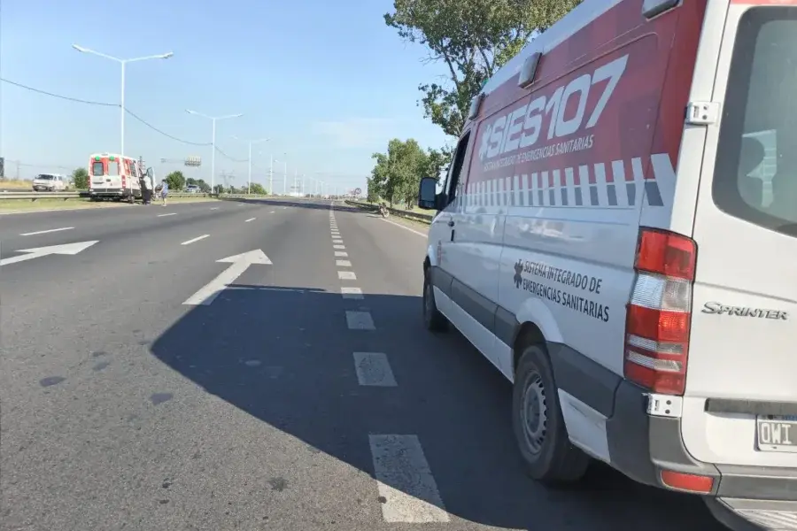 Siniestro vial fatal: un motociclista falleció al impactar con un camión en V.G. Gálvez