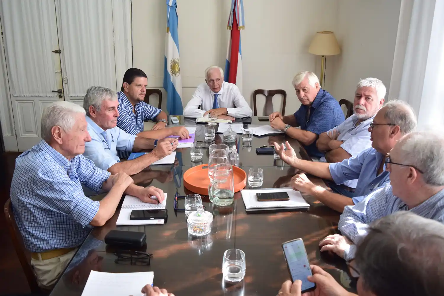 Autoridades y dirigentes rurales avanzan en la respuesta a las demandas del campo