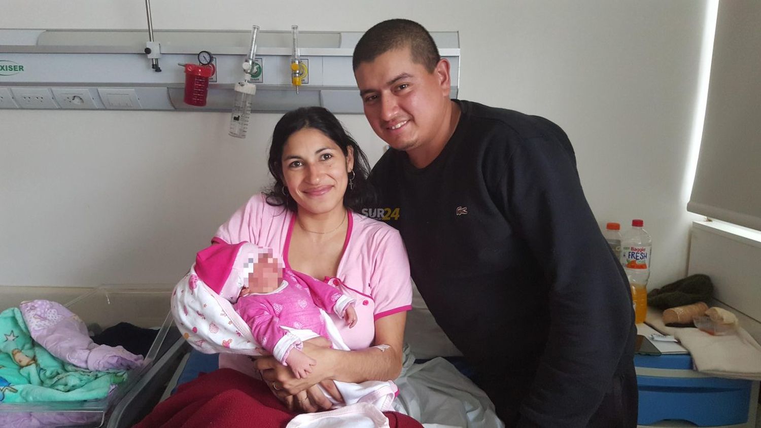 Alina, la beba venadense que nació en un remis antes de llegar al Hospital