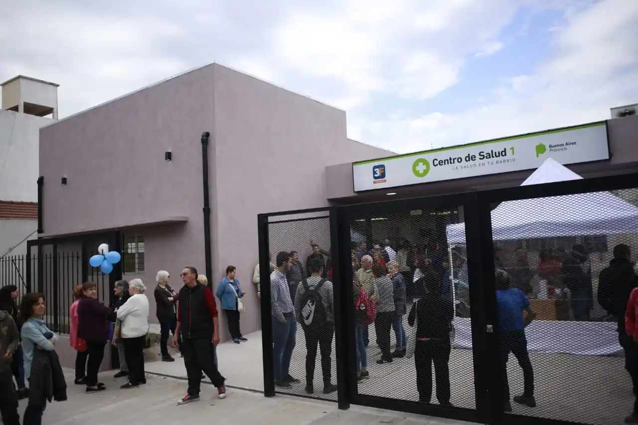 Tres de Febrero: Valenzuela reinauguró el Centro de Salud de Ciudadela