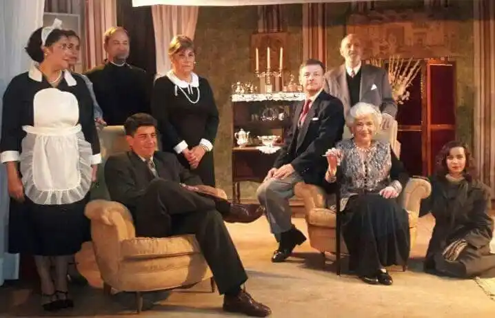 Actores de General Alvarado en "Los árboles mueren de pie"