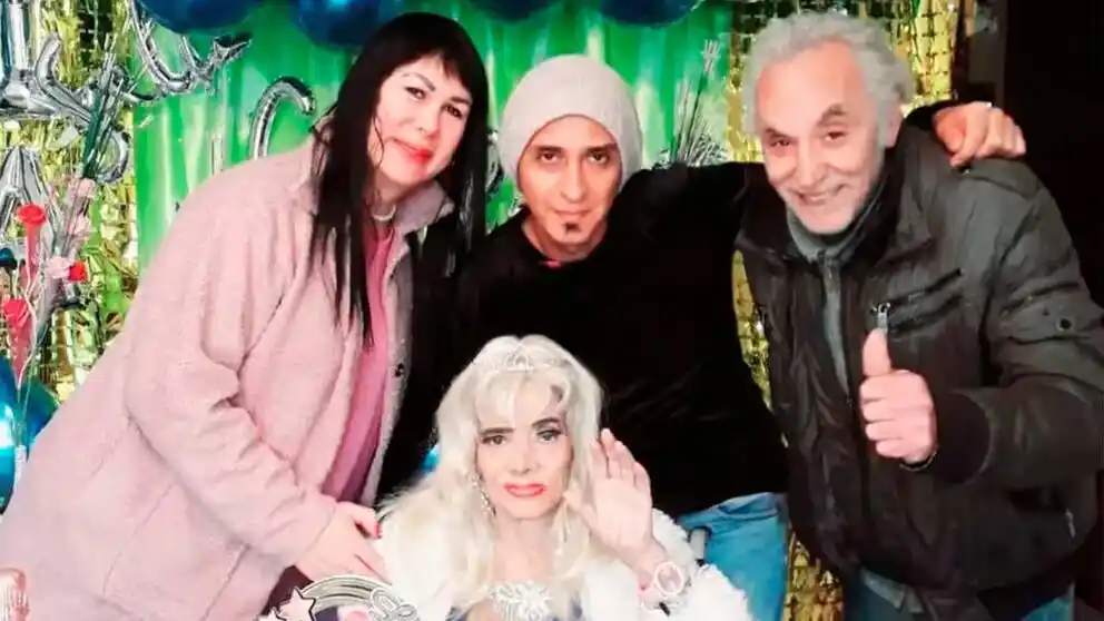 Lía Crucet celebró su cumpleaños número 72 junto a su marido Tony Salatino y un grupo de fans (Instagram)