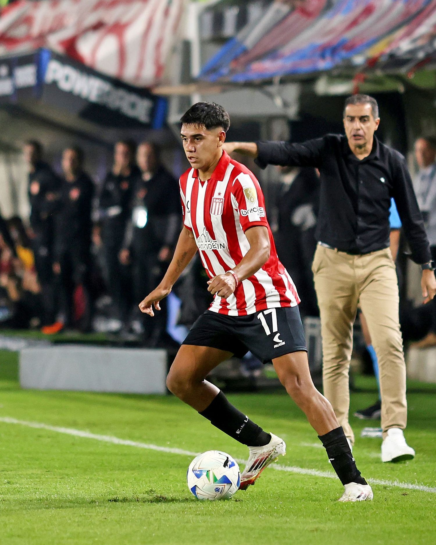 Estudiantes se juega mucho ante Universidad de Chile
