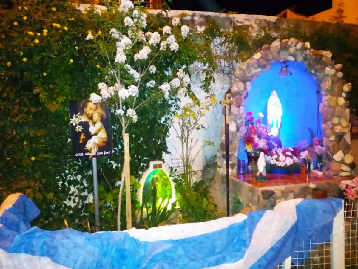 Invitan a celebrar a la Virgen de Lourdes 