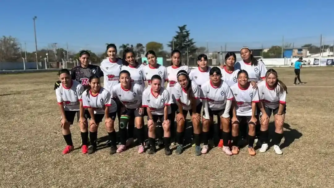Pueyrredón goleó y se metió en zona de clasificación. Dos partidos en 24 horas para las "Pulgosas", tras su clasificación a Octavos en Copa Santa Fe.