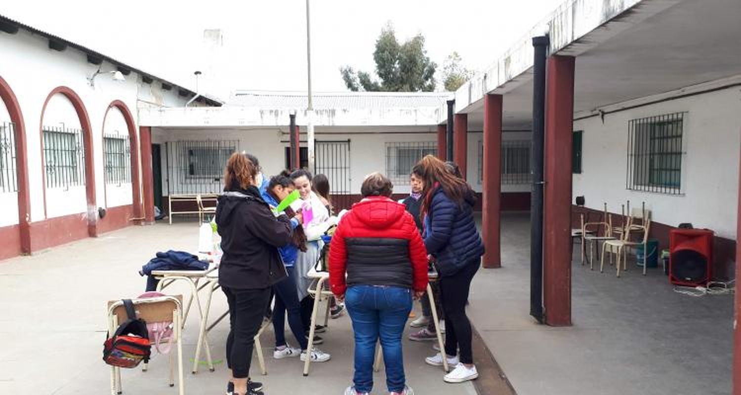 Por quinta vez en cinco meses después de ser incendiada, denunciaron un robo en la Escuela 10