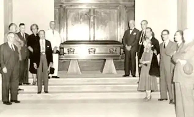 el cuerpo de urquiza - 4