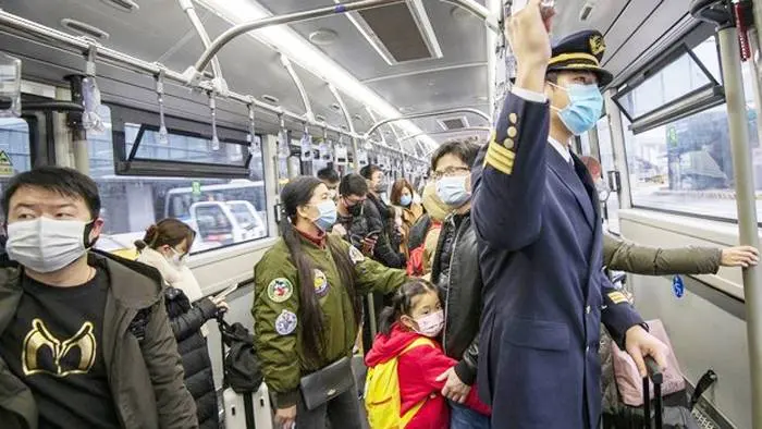 El coronavirus erosiona al régimen chino y al presidente Xi Jinping