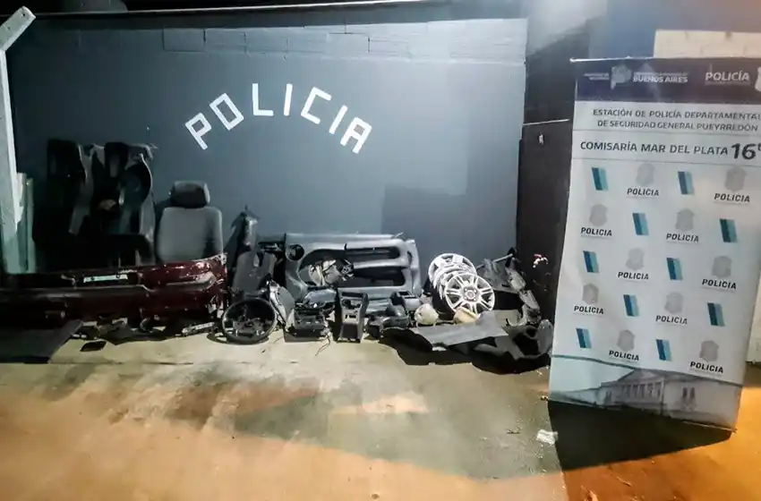 Detienen a dos hombres tras allanar un taller: la clave del Gol color bordó