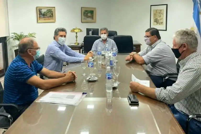 La sequía, fue tema de agenda en la reunión de la Mesa de Enlace y el Bersa