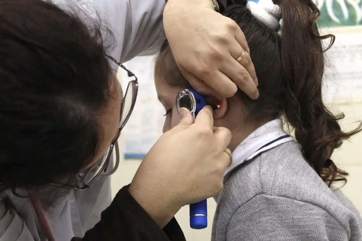 Recomiendan efectuar controles pediátricos a los niños por el inicio del ciclo lectivo