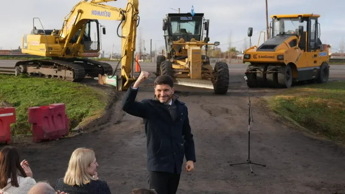 Pullaro puso en marcha las obras de la Ruta A012 tras el traspaso de Nación a Santa Fe