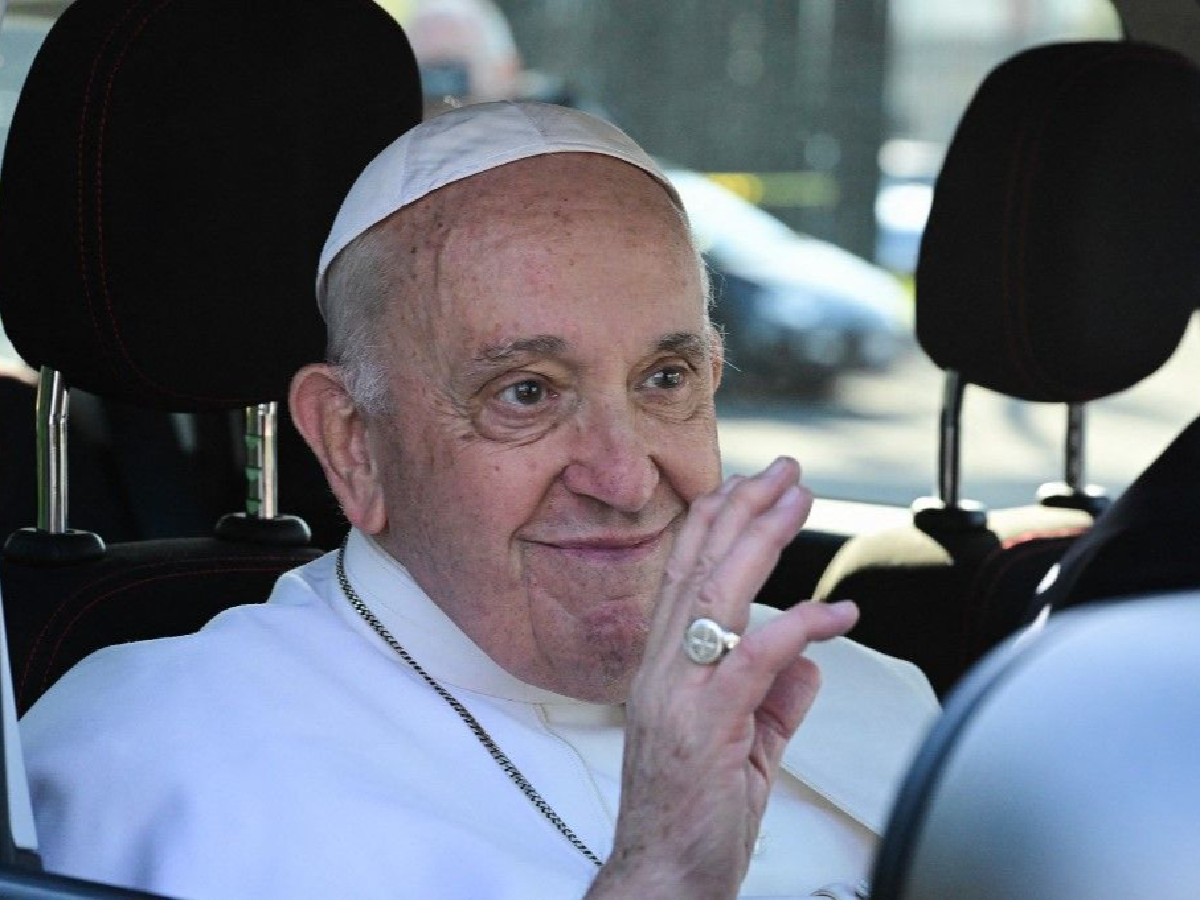 El papa Francisco ingresó al Hospital Gemelli de Roma para someterse a una serie de controles médicos