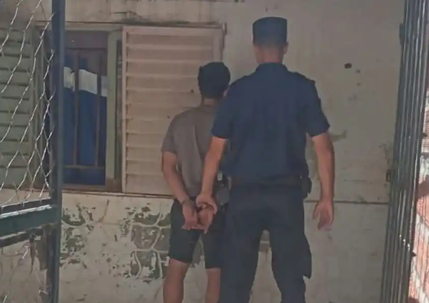 Detuvieron a un sujeto que era buscado por haber robado en un comercio del centro