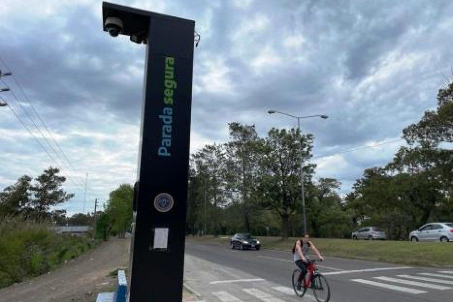 "Paradas seguras": Rosario instalará 50 tótems de seguridad