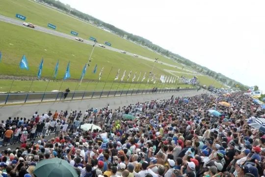 TC: allanan el autódromo de La Plata por un caso de facturas truchas