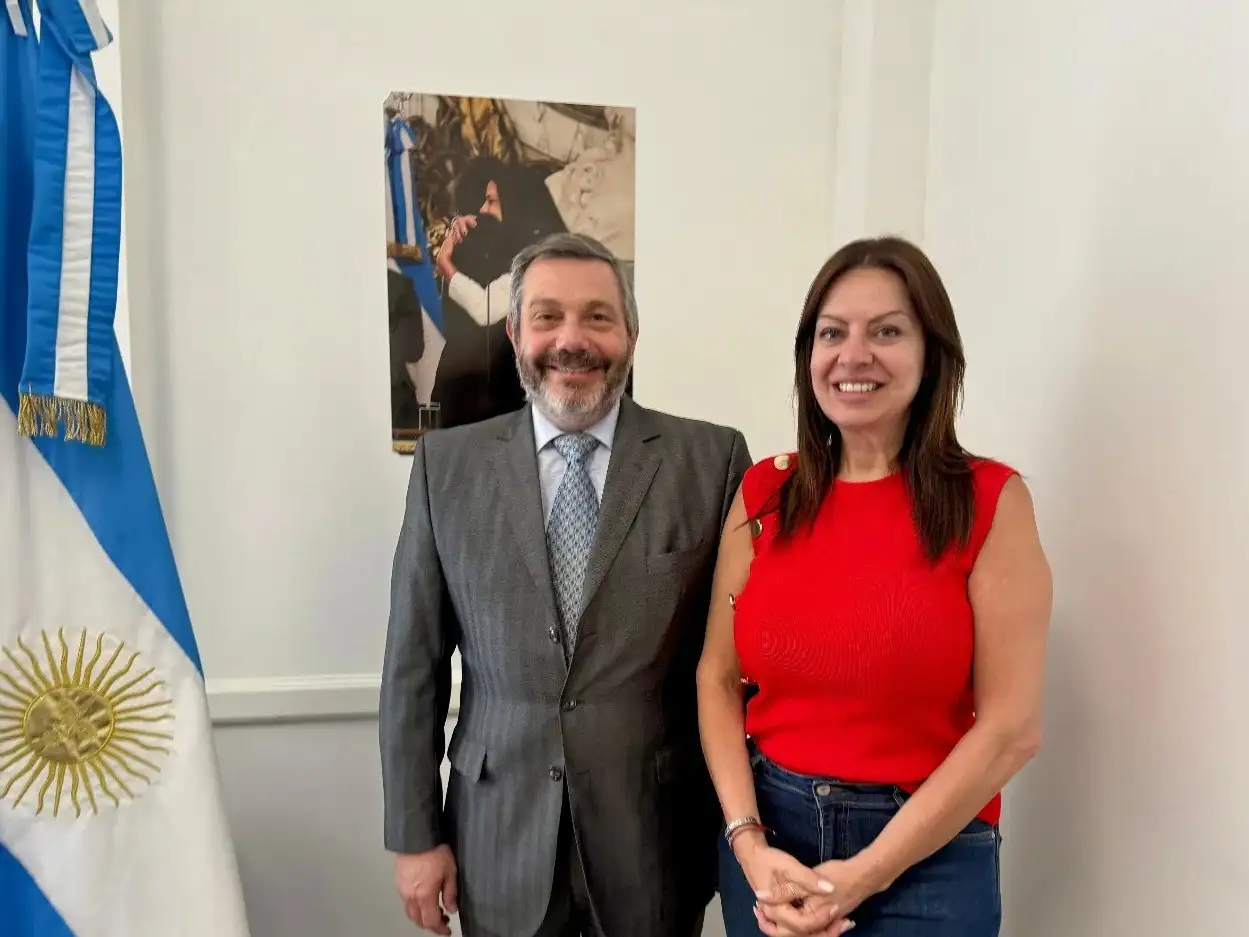 Pettovello y De los Heros