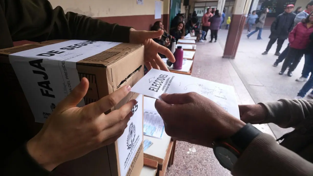 Anatomía de una boleta: qué tener en cuenta para saber si se está votando con una oficial