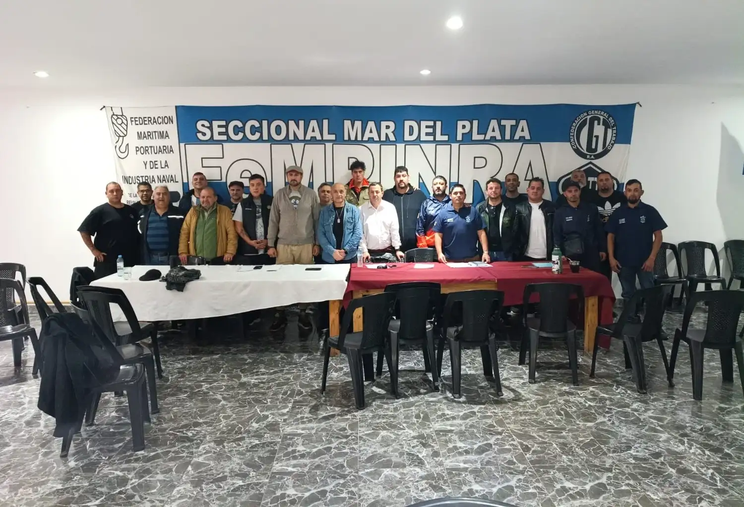 Los sectores se reunieron en la sede de la Federación Marítima y Portuaria de la República Argentina.