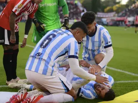 Alan Forneris se rompió los cruzados jugando para Racing, el sábado ante Estudiantes LP por los 8° de final de la LPF.
