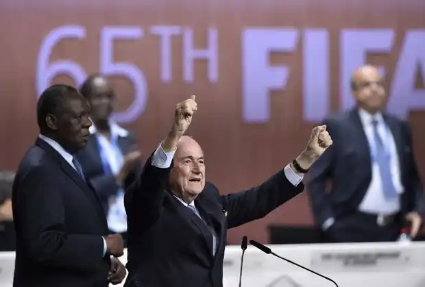 La pelota desinflada y en venta 