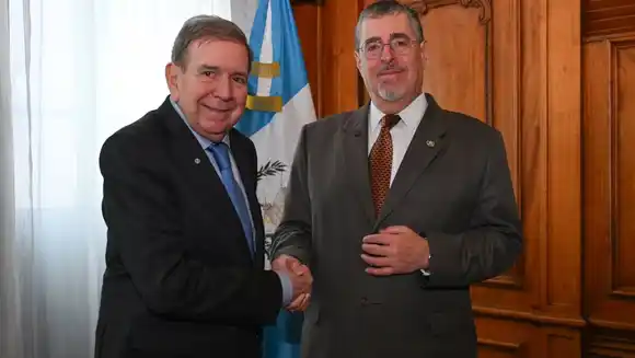 Presidente Bernardo Arévalo se reunió con Edmundo González: «En Guatemala tienen un aliado»
