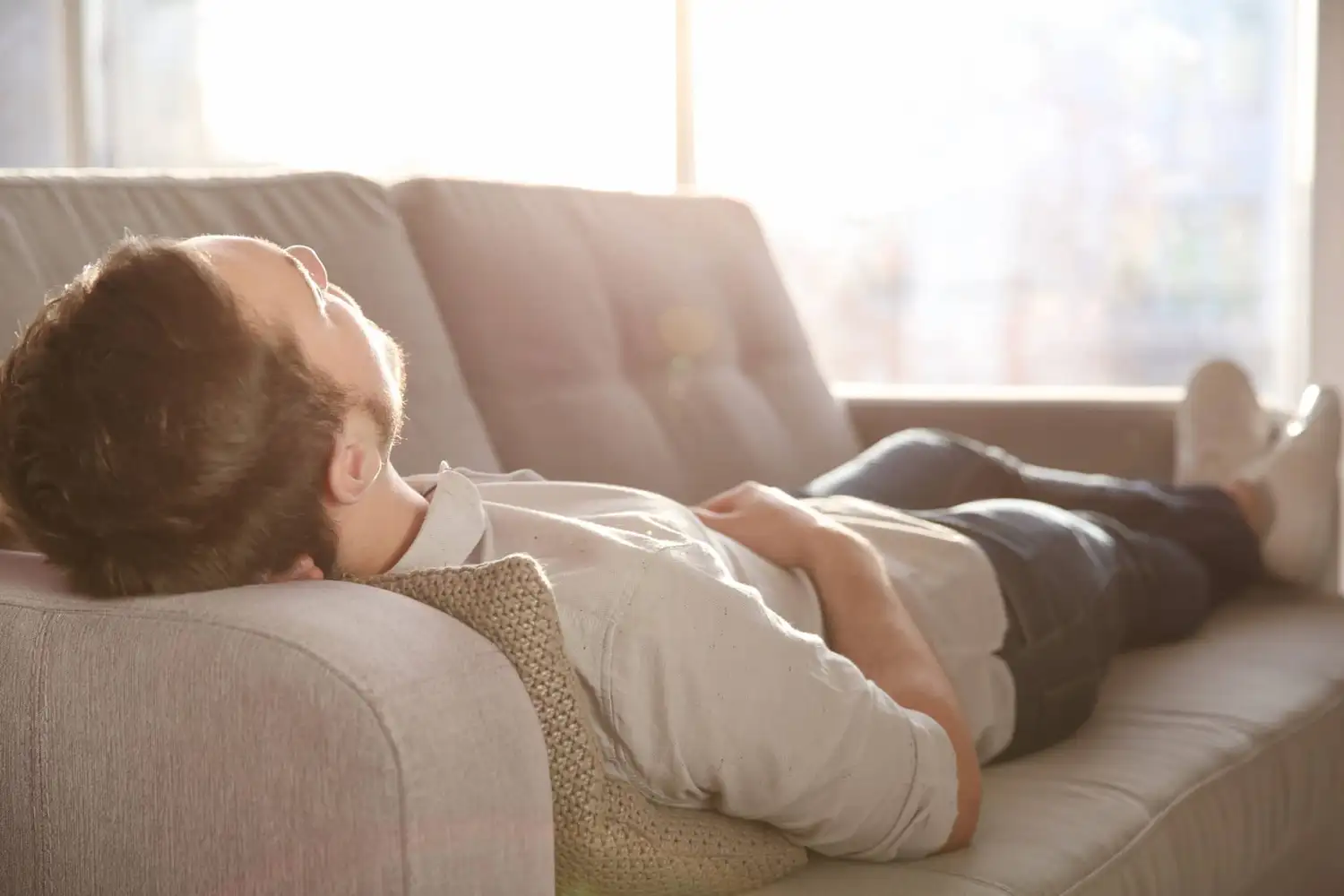La siesta puede presentar grandes beneficios para la salud.