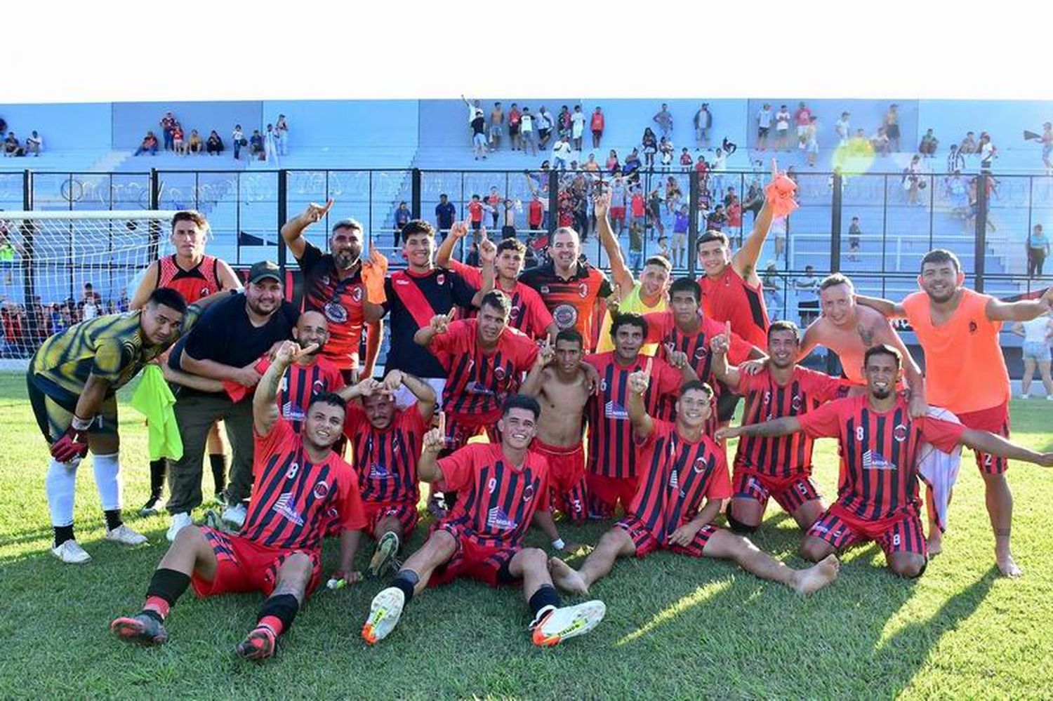 La Cuadra ganó la final
y ascendió a la División A