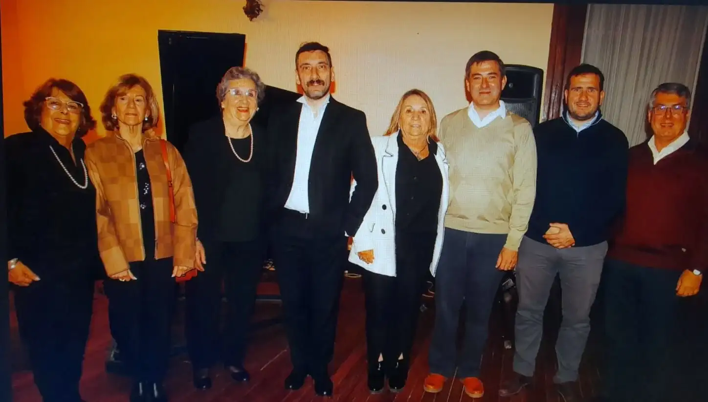 Club Social: Antonio Formaro en concierto