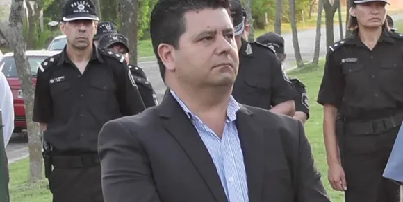 Detuvieron a un ex presidente comunal santafesino por presunta defraudación millonaria