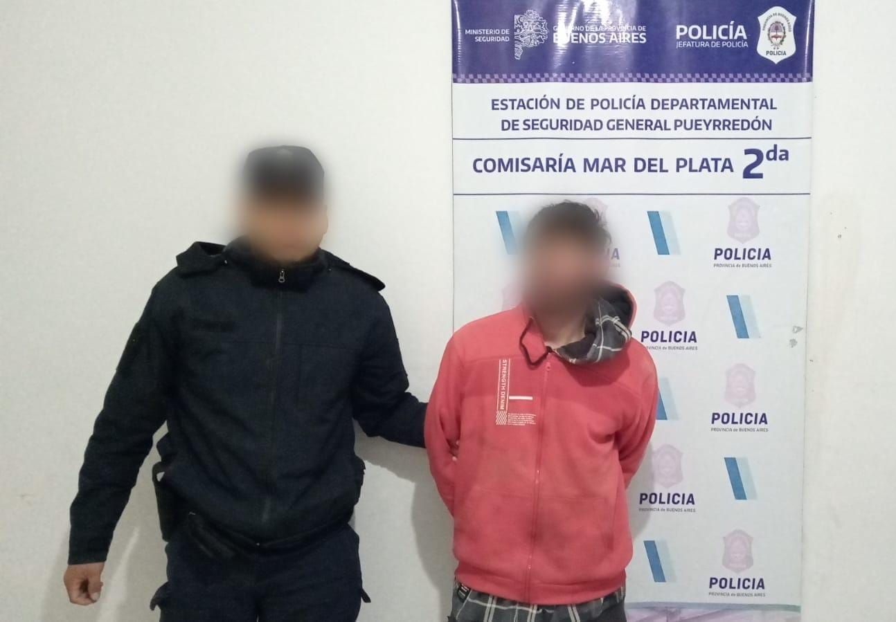 El malviviente intentó sustraer un martillo demoledor, una termofusora y dos alargues.
