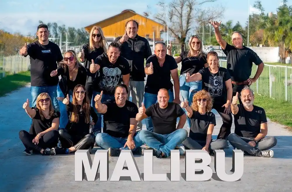 Nueva comisión de la comparsa Malibú