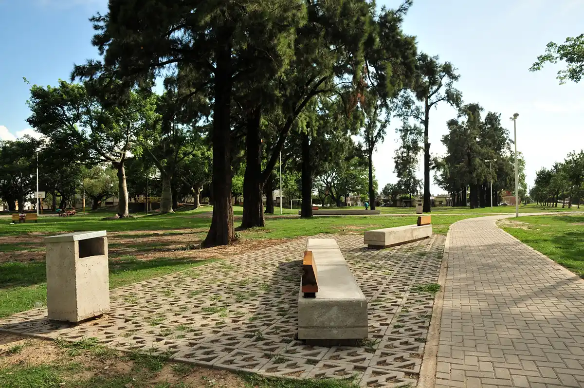 Fiesta popular en el Paseo Verde Escalante