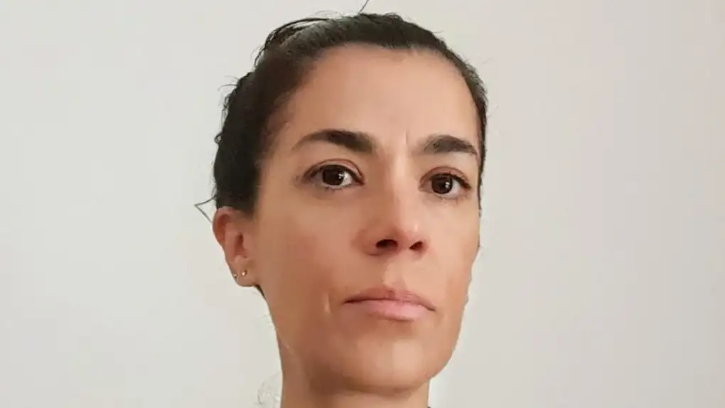 Agustina Forte, perito intérprete de personas sordas en el fuero penal.