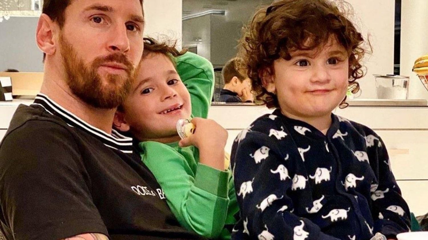 Lionel Messi dio el ejemplo y se sumó al #10ToquesChallenge