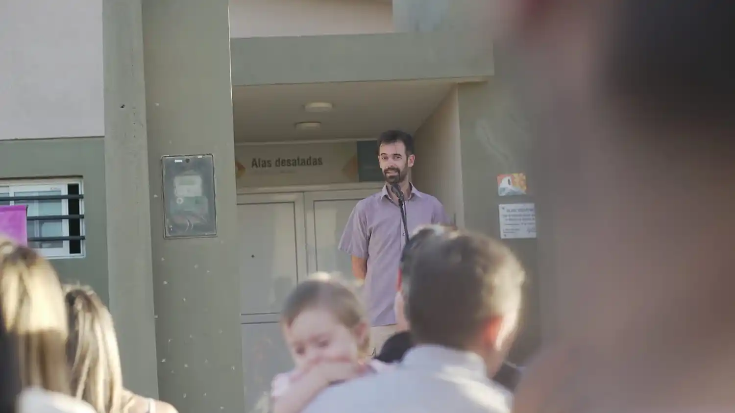 Ayastuy en la reciente inauguración de la ampliación de la Casa Alas Desatadas. El funcionario prefirió no hablar con ElDía.