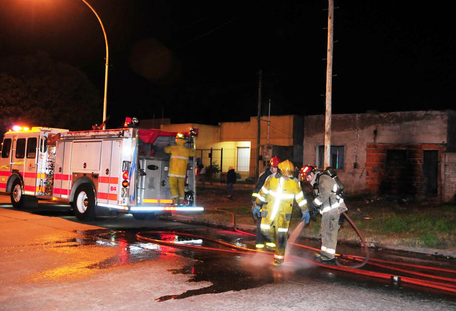 Se incendió una vivienda en Primera Junta y Peyrel